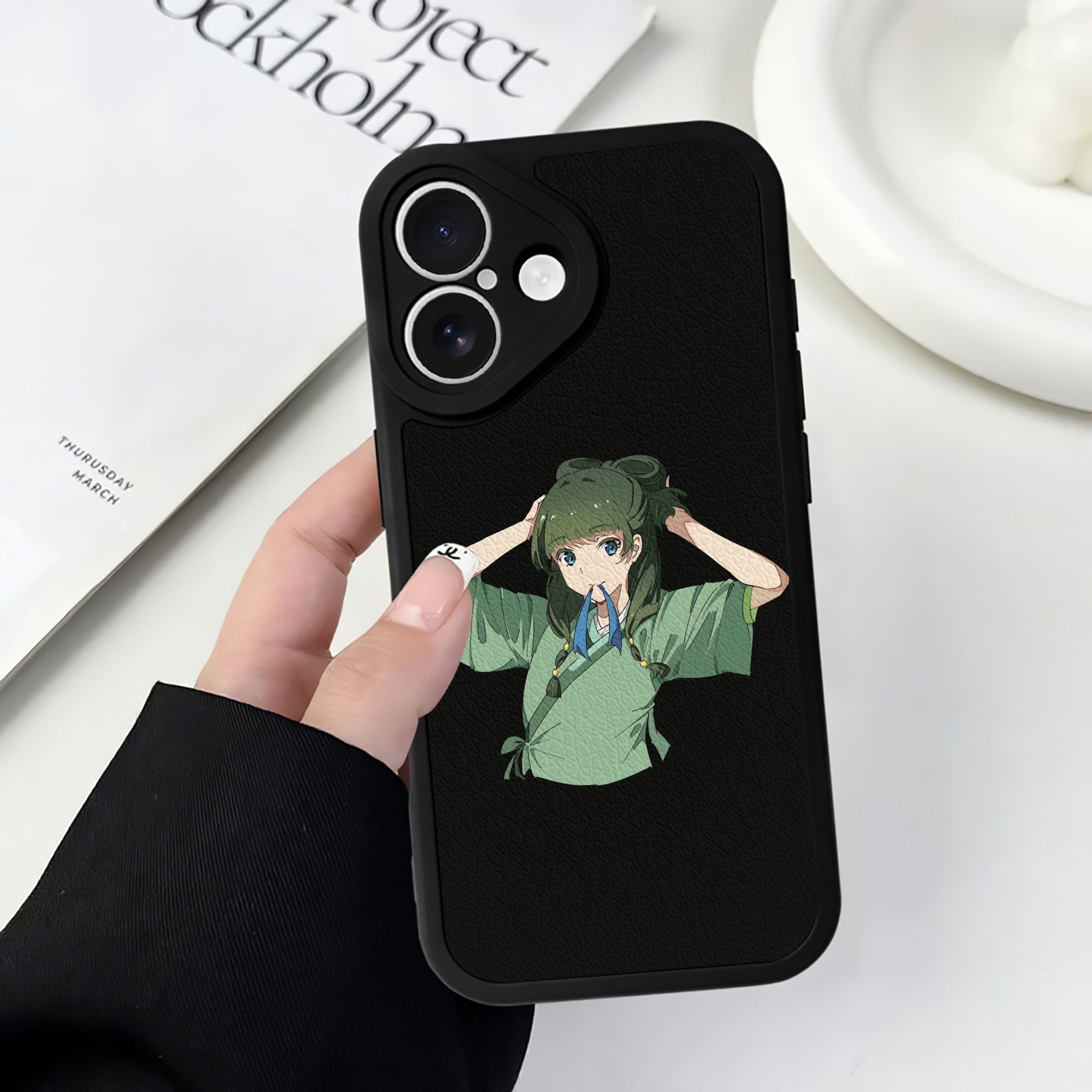 （画像用） 薬屋のひとりごと The Apothecary Diaries 【iPhone 16シリーズ対応】シリコンスマホケース（レザー調） 材質：シリコン